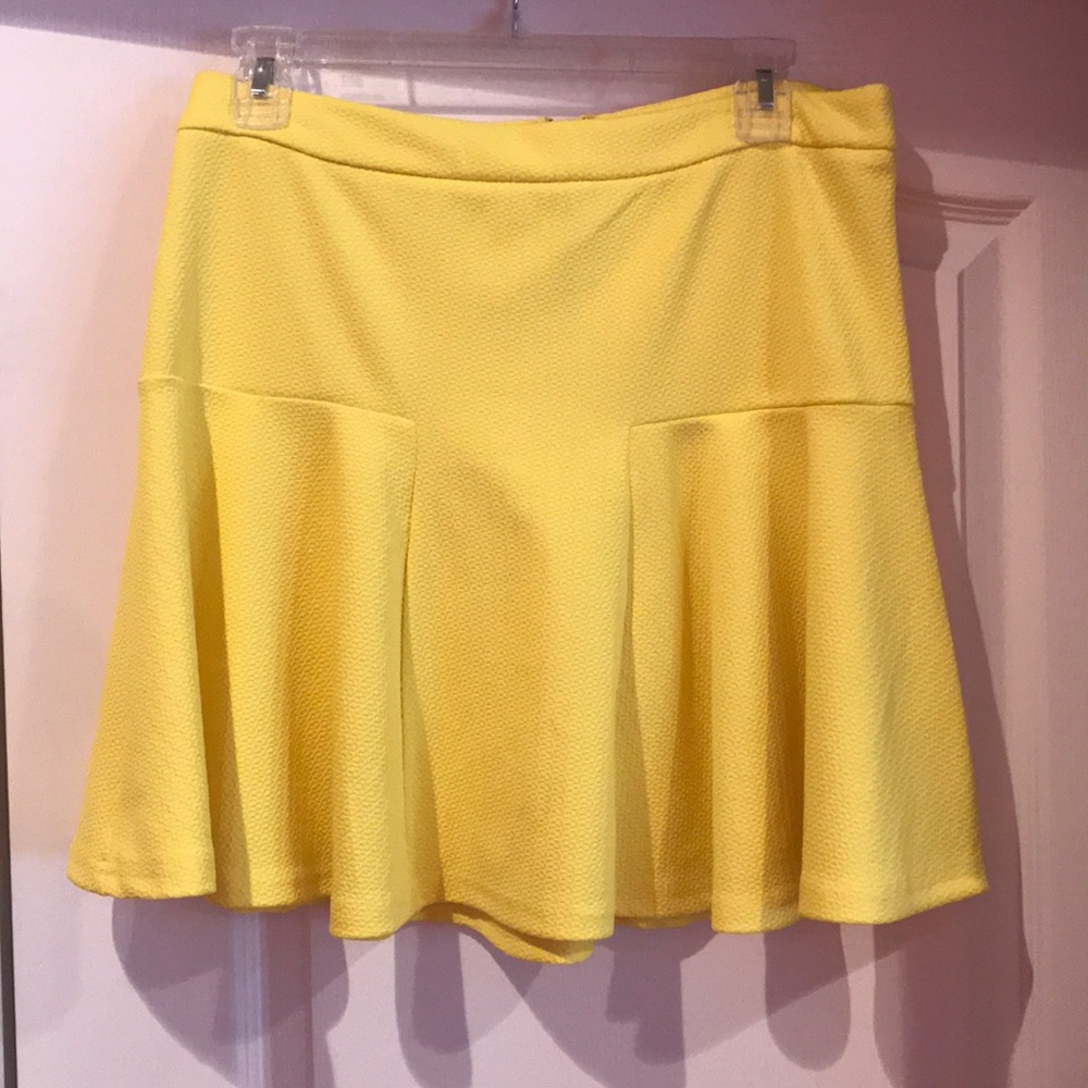 Yellow skirt